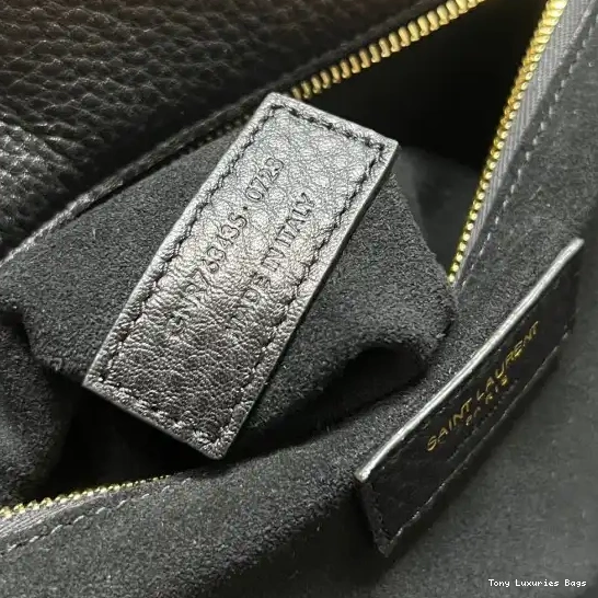 Tony Luxuries YSL 5 LE 7 À BEA 0610